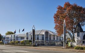 Pavilions Hotel